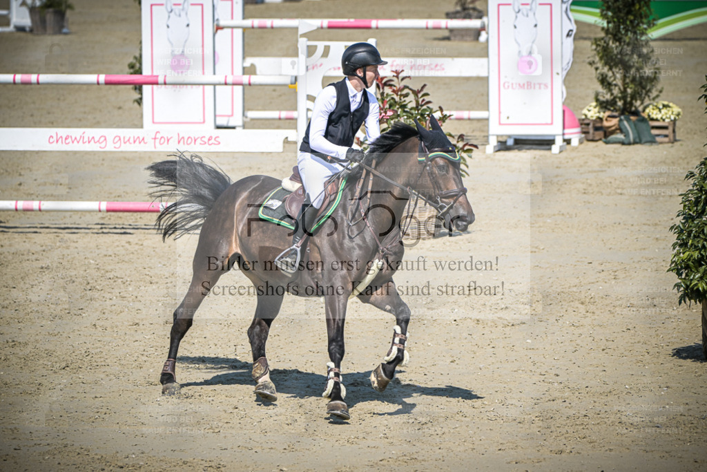 DOS_1618 | Entdecke hochwertige Reitturnierfotos von Foto Oger. Professionell, emotional und authentisch – jetzt Lieblingsmomente im Shop bestellen. - Realisiert mit Pictrs.com