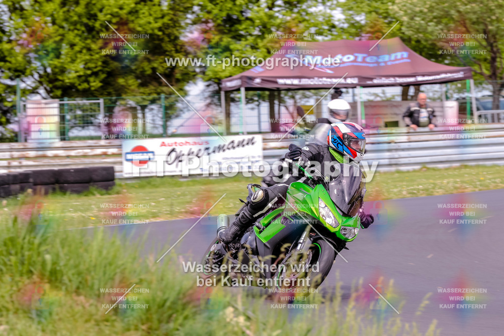 MotoTeamVBK-20868 | Hier findet Ihr Bilder von Touristenfahrten auf der Nürburgring Nordschleife oder von anderen Veranstaltungen die ich besucht habe. Viel Spass beim Durch Schauen 