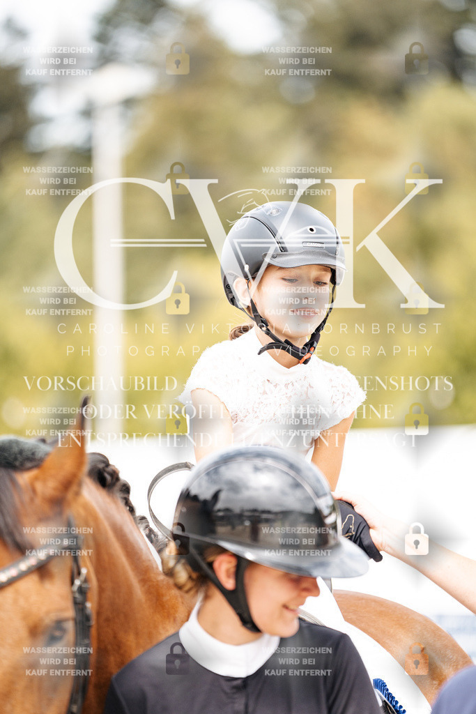 CK907022 | Turnierfotografie Pferdefotografie Trier Rheinland-Pfalz Pferdesport Reitsport Tierfotografie Sportfotografie Pferdevideo Pferdevideografie Equestrianvideography equestrianphotography  - Realisiert mit Pictrs.com
