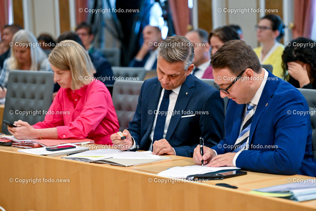 Landhaus Linz_ Promenade_ Landtagssitzung_ 13.06.2024-61 | 13.04.2024, Landhaus Linz AUT, Promenade, Landtagssitzung, im Bild LH-StvIn Christine Haberlander (VP)m LR Wolfgang Hattmannsdorfer (VP), LH-Stv. Manfred Haimbuchner (FP)