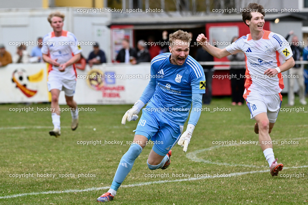 SV Rothenthurn vs. FC Dölsach | Jubel FC Dölsach, #39 Lukas Michael Unterlader FC Dölsach, #10 Elias Sint-Unterholzer FC Dölsach, SV Rothenthurn vs. FC Dölsach, SV Rothenthurn vs. FC Dölsach am 04.04.2026 in Rothenthurn (Sportplatz Rothenthurn), Austria, (Photo by Bernd Stefan)