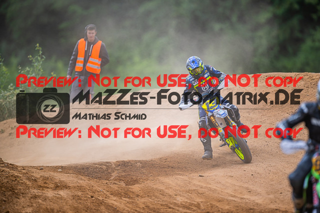 MaZZes_FotoMatrix_220528_8319 | Fotograf Mathias Schmid
Sportfotograf,
Eventfotograf,
Hochzeitsfotograf,
Portraitfotograf