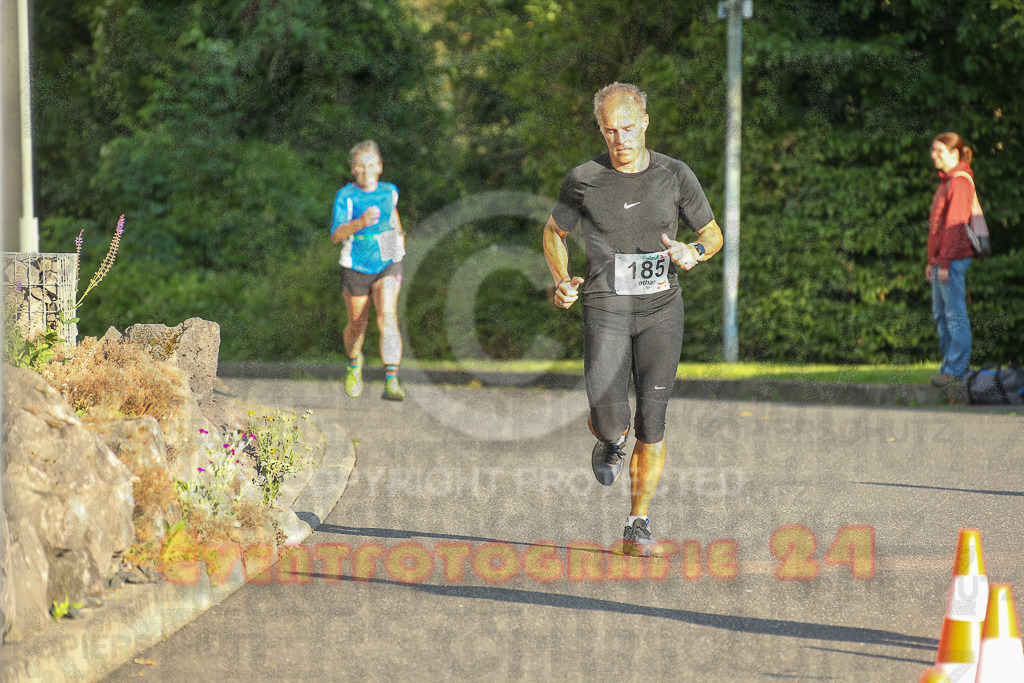 250801_1922_EX1_7756 | Sportfotografie im Rhein-Sieg Kreis, Köln, Bonn, NRW, Rheinland Pfalz, Hessen, etc. Unser Tätigkeitsfeld umfasst den Laufsport vom Volkslauf über den Marathon, Duathlon, Triathon bis zum Ultralauf wie Kölnpfad Ultra oder Schindertrail.