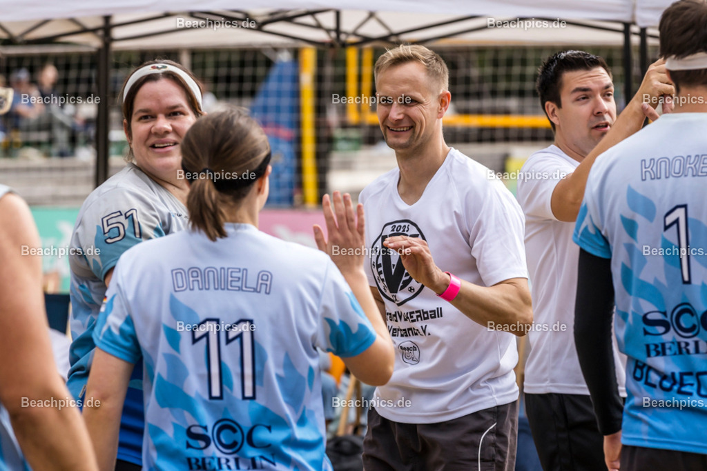 2025-200083695-Strandvölkerball-WM |  24.08.2025; Berlin Foto: Gerold Rebsch - www.beachpics.de