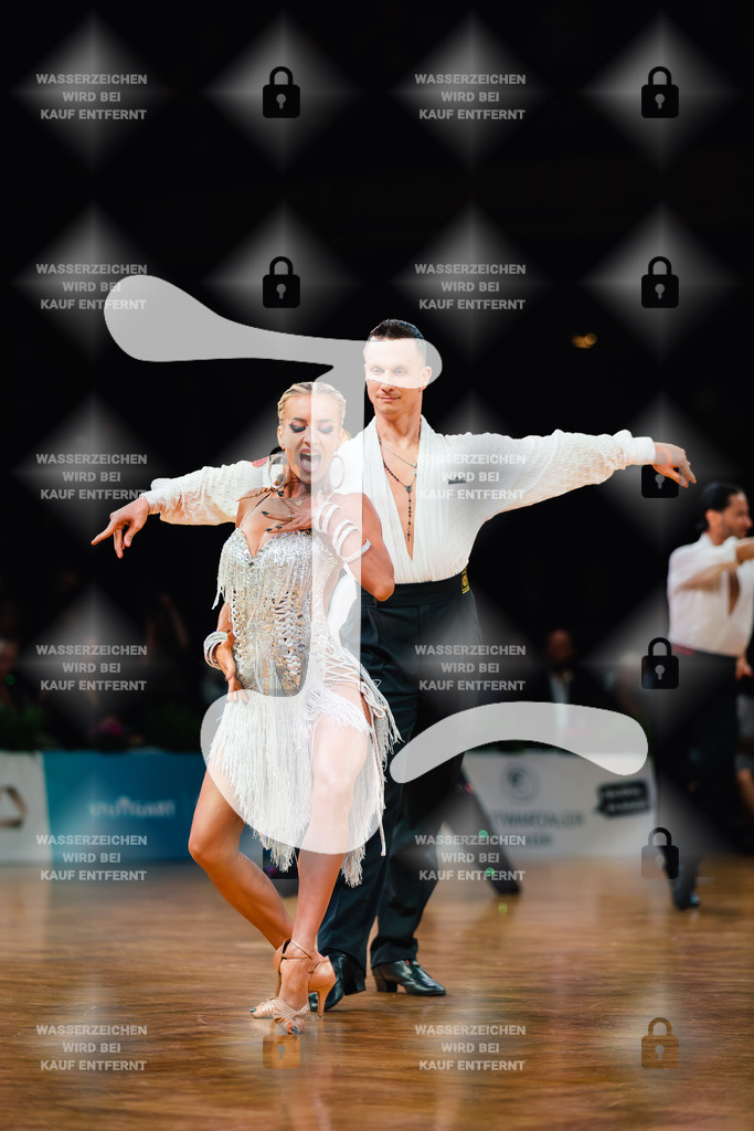 GOC 2025 - WDSF GrandSlam Latin 6th (54) Artur Balandin _ Anna Salita (Germany)-2025-08-23-5734 | Webshop for digital downloads and prints of dance sport, event & show photographer Julian Link - Realisiert mit Pictrs.com