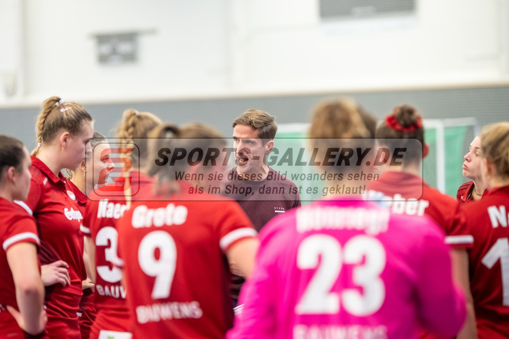SFE_20221127_0112 | 1. Bundesliga Hockey Damen Düsseldorfer HC - Rot-Weiss Köln am 27.11.2022 in Düsseldorf (Düsseldorfer Hockeyclub 1905 e.V.), Photo: Stephan Fehrmann 2022 (Sports-Gallery),Markus Lonnes ( Trainer Rot-Weis Köln )