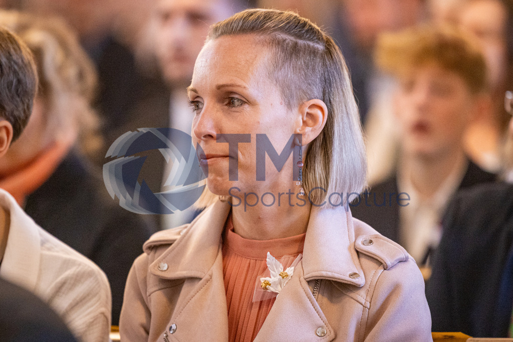 RR5M4787 | Firmung Klagenfurt-Dom 19.05.2024 8 Uhr