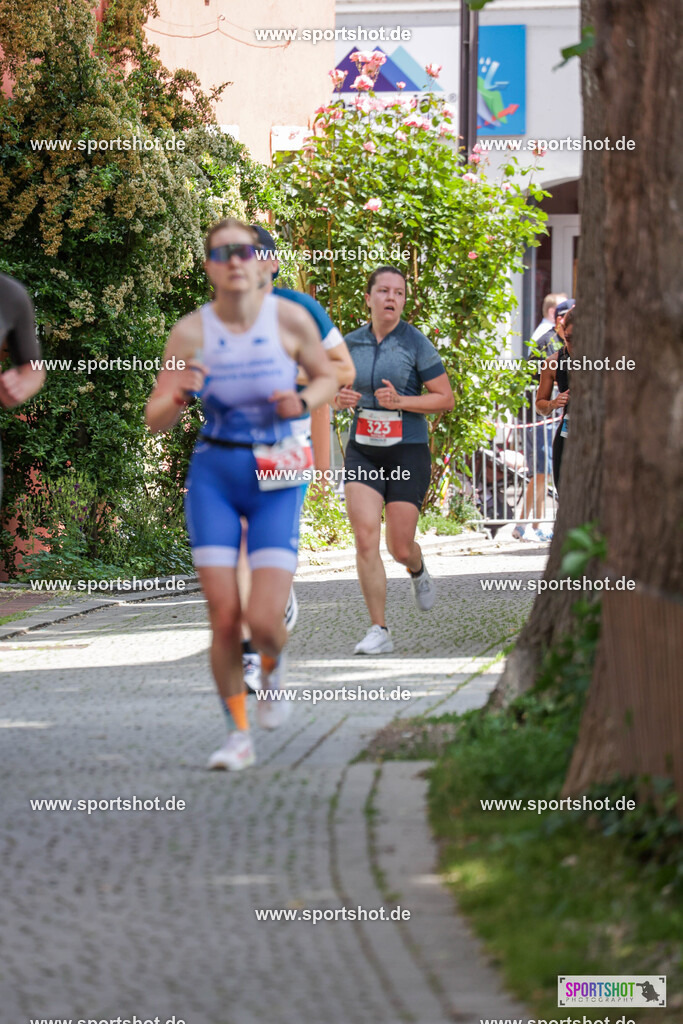 KSZ_8310 | Stadttriathlon Erding 2025. #yourpictrs #sportshot_your_pictrs @Sportshotphotography #stadttriathlonerding Copyright: www.sportshot.de