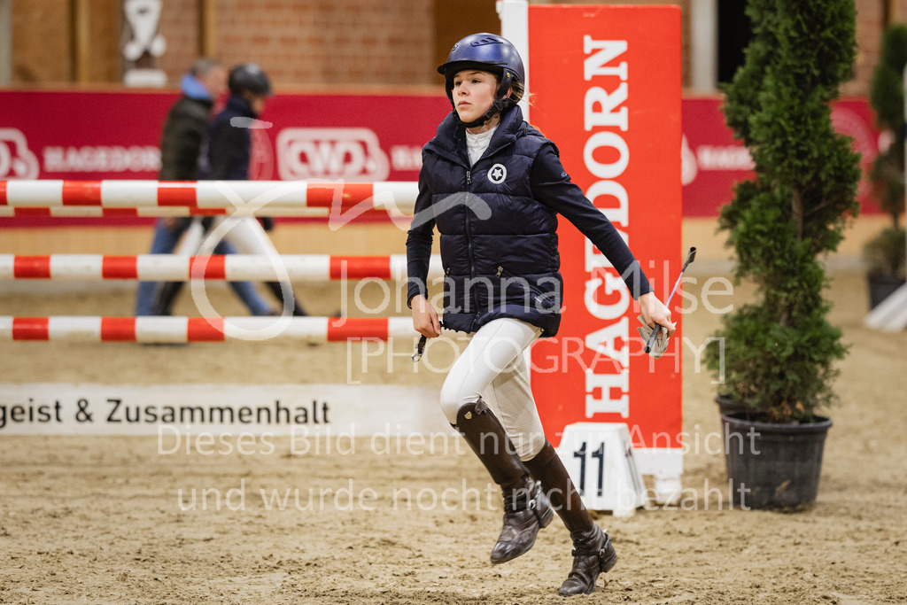 231118_PonyTrophy-207 | Deine schönsten Turniermomente als professionelle Fotos! Entdecke hochwertige Pferdesport-Fotografie im Online-Shop. Jetzt Fotos finden & bestellen!