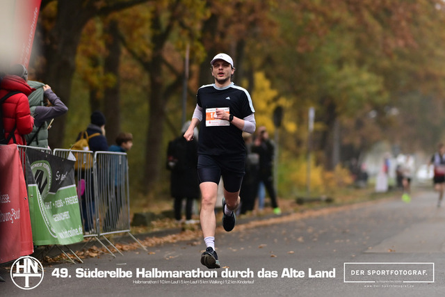 Süderelbe Halbmarathon 2025 I 09.11.2025 I Fotograf_DerSportfotograf.I 00558 | Der Sportfotograf. - Realisiert mit Pictrs.com