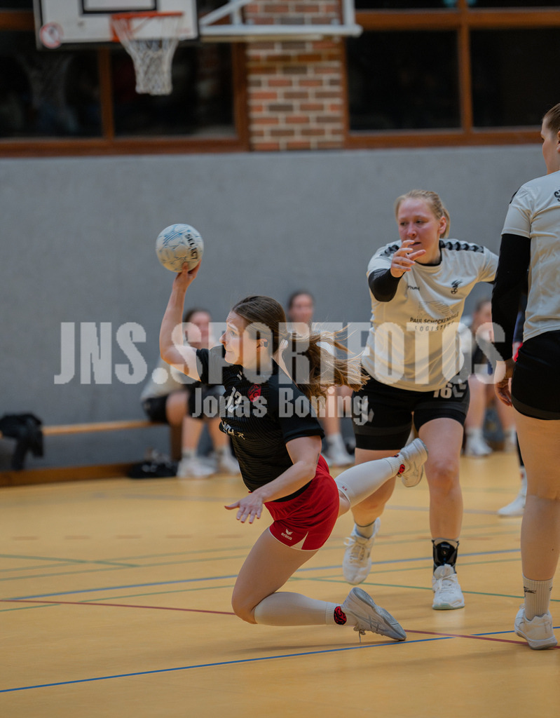 Handball I Frauen I Saison 2025-2026 I Landesliga HR West I 10. Spieltag I TuS Frisia Goldenstedt - SV Falke Steinfeld I 627 | jns.sportfotos - Realisiert mit Pictrs.com
