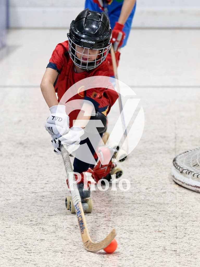 U11  - Geneve RHC v RHC Diessbach  |  during the U11  match between Geneve RHC and RHC Diessbach  at Centre sportif de la queue d'arve in Geneve, Switzerland