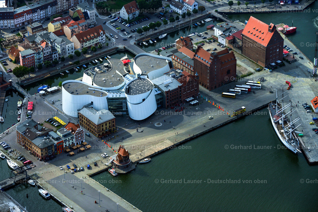 3292136 | Online-Shop für Luftbilder aus Deutschland. Seit über 45 Jahren baut Gerhard Launer das Luftbildarchiv mit unterschiedlichsten Themen stetig weiter aus.