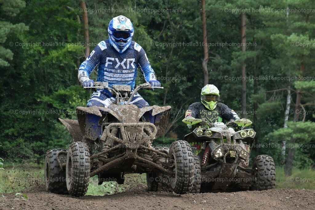 DSC_0586 (2) | Sportfotografie , Motorsport, Motoross, Reitsport, Mointainbike, Enduro,
Landschaft , Outdoor, Eventfotografie, Landschaft, Bilder online bestellen - Realisiert mit Pictrs.com