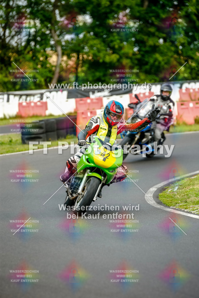 VBK-4556 | Hier findet Ihr Bilder von Touristenfahrten auf der Nürburgring Nordschleife oder von anderen Veranstaltungen die ich besucht habe. Viel Spass beim Durch Schauen 
