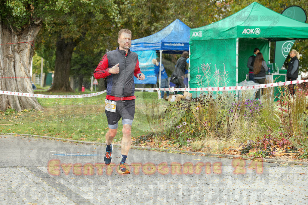 231015_1158_EX1_4609 | Sportfotografie im Rhein-Sieg Kreis, Köln, Bonn, NRW, Rheinland Pfalz, Hessen, etc. Unser Tätigkeitsfeld umfasst den Laufsport vom Volkslauf über den Marathon, Duathlon, Triathon bis zum Ultralauf wie Kölnpfad Ultra oder Schindertrail.