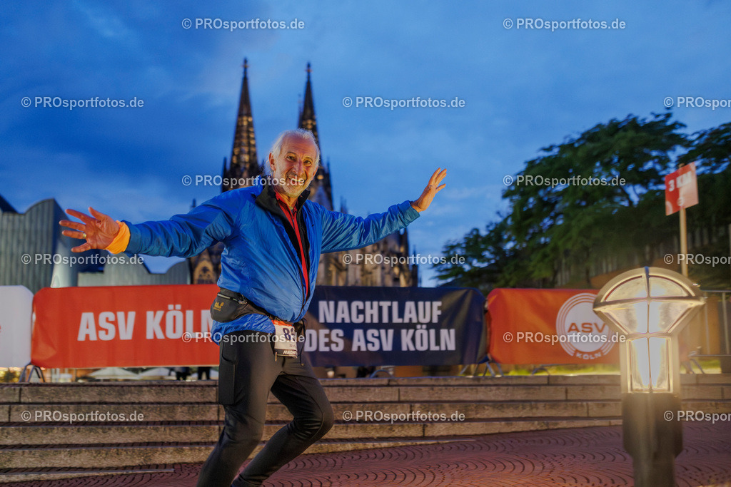 23. Nachtlauf des ASV Koeln; Koeln, 13.05.26 | Impressionen vom 23. Nachtlauf des ASV Koeln am 13.05.26 in der  von Koeln (Deutschland). Foto: BEAUTIFUL SPORTS/Bernd Hoffmann