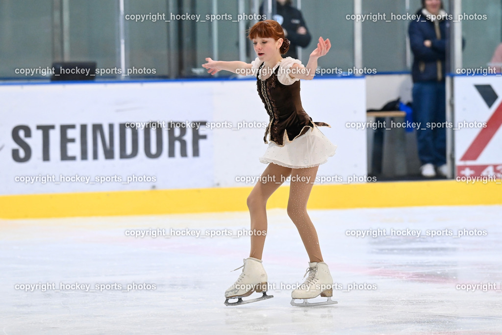 Ossiachersee Pirouette ESC Steindorf 31.3.2024 | Ossiachersee Pirouette ESC Steindorf 31.3.2024, Ossiachersee Pirouette ESC Steindorf am 31.03.2024 in Steindorf (Ossiachersee Halle), Austria, (Photo by Bernd Stefan)