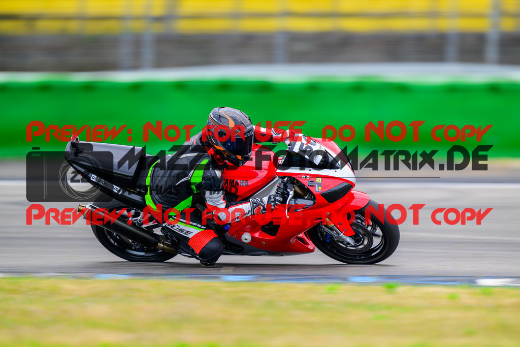 MaZZes_FotoMatrix_240615_6007705_0487 | GELB