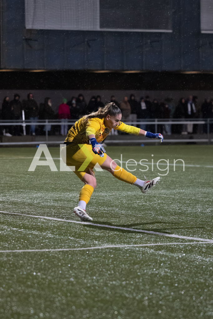 Fußball I Frauen I Saison 2025-2026 I AXA Women's Super League | Women I 14. Spieltag I Grasshoppers Club Zürich - FC Luzern I 14.02.2026 | 1 Lea Kramoviku (CH) (FC Luzern) – Tor - Realisiert mit Pictrs.com