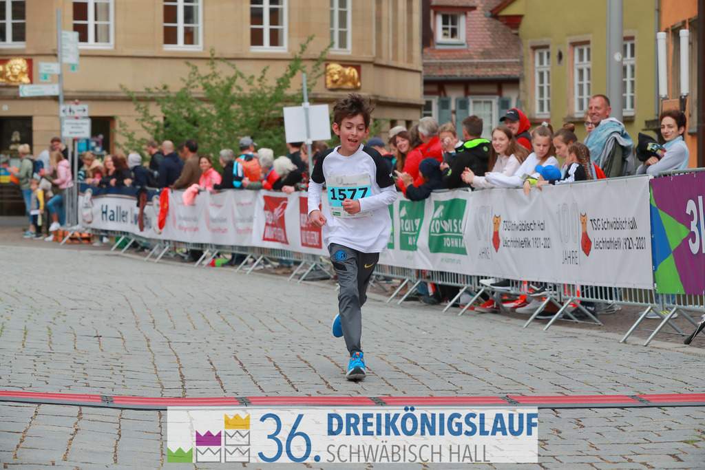 Stadtwerke Schüler und Jugendlauf 1,7km | 3koenigslauf 2022 Stadtwerke Schüler und Jugenlauf 1,7km - Realisiert mit Pictrs.com