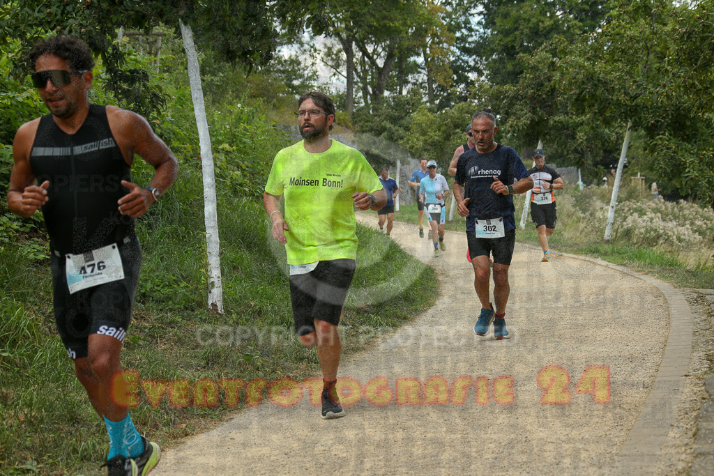 250824_1349_EX1_3833 | Sportfotografie im Rhein-Sieg Kreis, Köln, Bonn, NRW, Rheinland Pfalz, Hessen, etc. Unser Tätigkeitsfeld umfasst den Laufsport vom Volkslauf über den Marathon, Duathlon, Triathon bis zum Ultralauf wie Kölnpfad Ultra oder Schindertrail.
