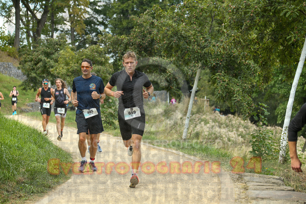 250824_1417_EX1_5683 | Sportfotografie im Rhein-Sieg Kreis, Köln, Bonn, NRW, Rheinland Pfalz, Hessen, etc. Unser Tätigkeitsfeld umfasst den Laufsport vom Volkslauf über den Marathon, Duathlon, Triathon bis zum Ultralauf wie Kölnpfad Ultra oder Schindertrail.