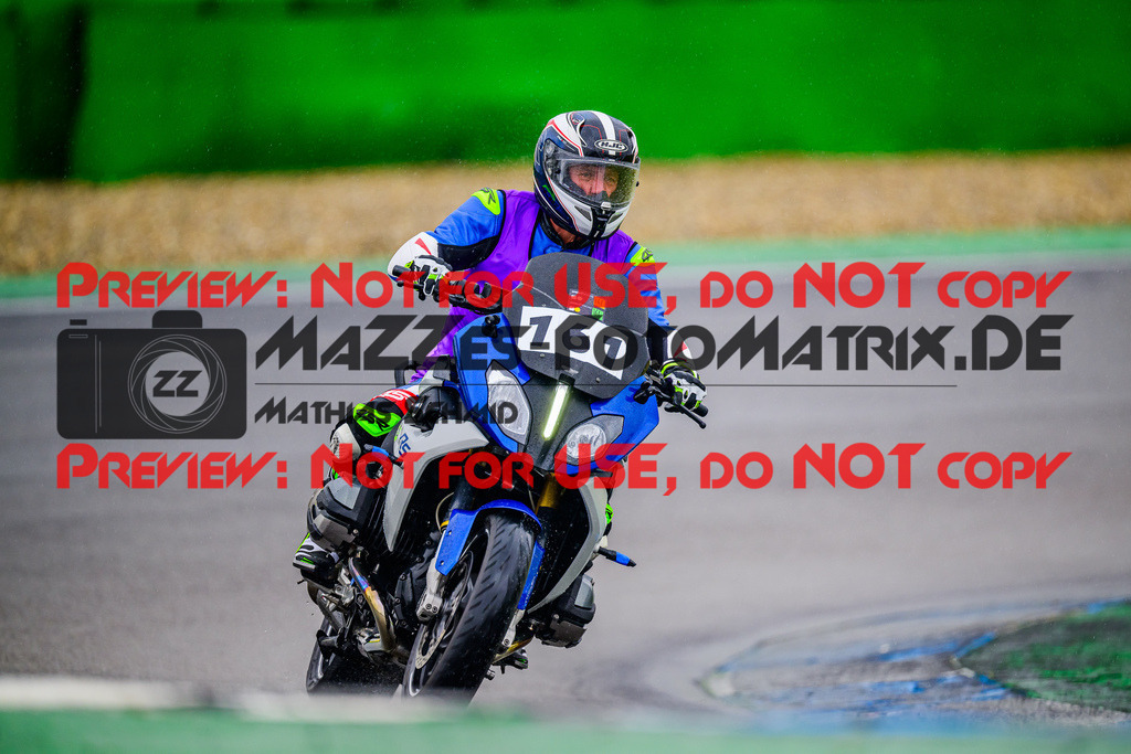 MaZZes_FotoMatrix_240521_6007705_4644 | INST