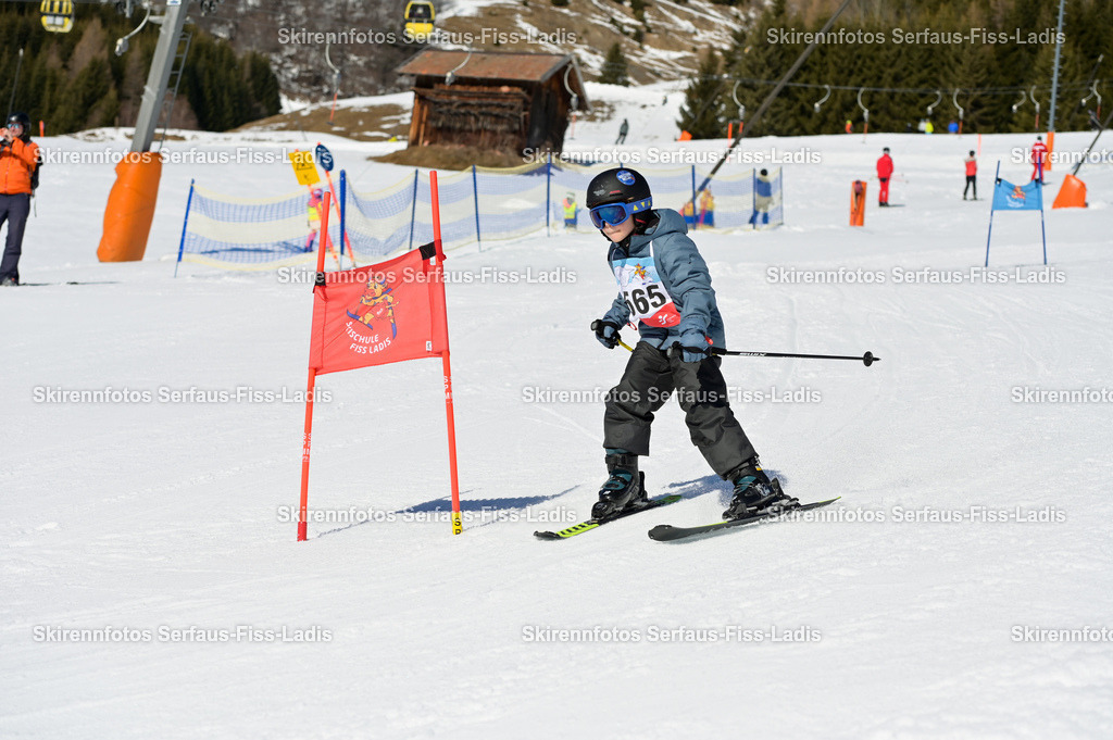 SRF_27.02.2026_583 | Skirennfotos,Serfaus,Fiss,Ladis,Kinderskirennen,Winter,Tirol,Oberland,skirace,SFL,feelfree,weil wir's genießen,ski,Ski,skifahren,Sonnenplateau, - Realisiert mit Pictrs.com