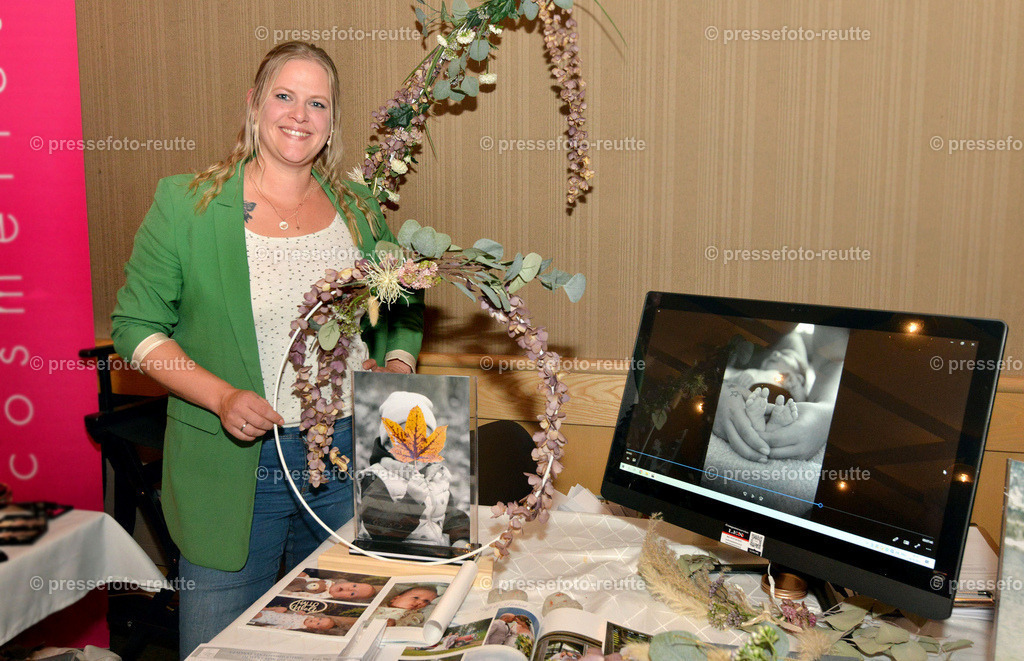 15-news-2022-Okt16-Frauenmesse-WB-FOTO_NICI--WTV_4967 | Info aus dem Bezirk Reutte/Ausserfern Tirol sowie eine umfangreiche Bilddatenbank über die gesamte Region: Lechtal, Talkessel Reutte, Tannheimertal, Zwischentoren. Lech, Plansee, Zugspitze, Grenztunnel, B179, Fernpassstraße, Verkehr, Lawinen, Tradition, - Realisiert mit Pictrs.com