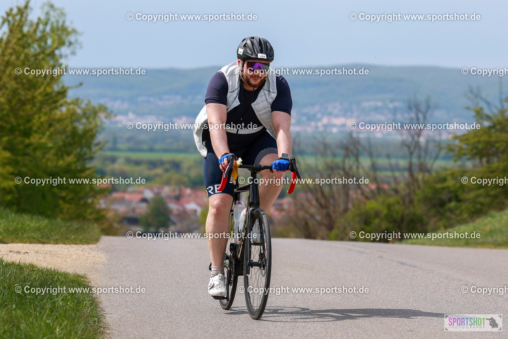 364_AR6_2302 | Neusiedlersee Radmarathon 2026@sportshot_your_pictrs #yourpictures#roadtowm2029 #nrm #neusiedlerseeradmarathon #neusiedlersee #neusiedlerseetourismus #burgenland #mörbisch #nrm26 #burgenlandtourismus #voglundco #poweredbyburgenlandtourismus #radsport #rad #marathon #ucigranfondo #visitburgenland #ucigranfondoworldseries
