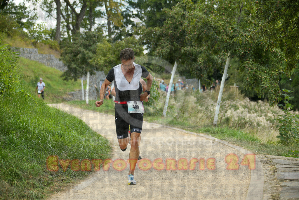 250824_1352_EX1_4066 | Sportfotografie im Rhein-Sieg Kreis, Köln, Bonn, NRW, Rheinland Pfalz, Hessen, etc. Unser Tätigkeitsfeld umfasst den Laufsport vom Volkslauf über den Marathon, Duathlon, Triathon bis zum Ultralauf wie Kölnpfad Ultra oder Schindertrail.