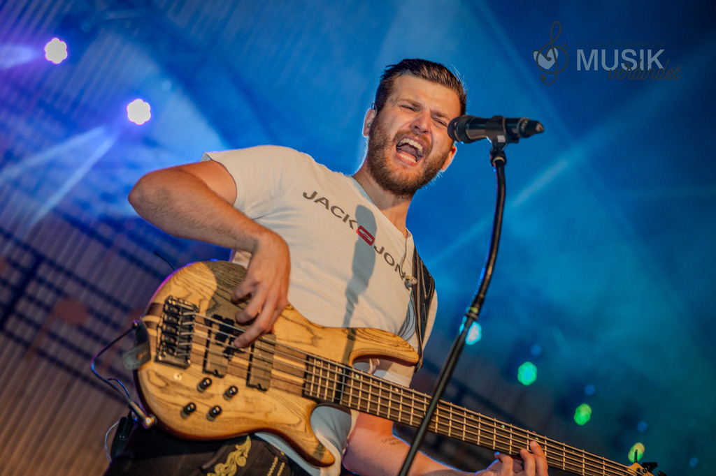 DSC_3758 | "Fussifoto.com – Ihr Ansprechpartner für hochwertige Fotografie! Entdecken Sie kreative Bilder und professionelle Dienstleistungen. Kontaktieren Sie uns für Ihre Projekte!"