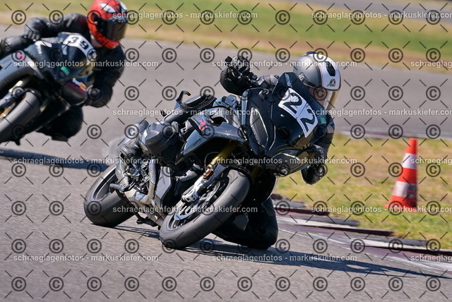 26bt05-0640 | markuskiefer.com - Realisiert mit Pictrs.com