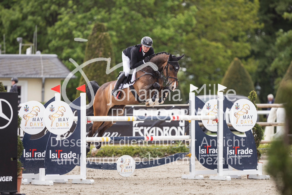 260509_PfSpTa_13_M2-Spr-341 | Deine schönsten Turniermomente als professionelle Fotos! Entdecke hochwertige Pferdesport-Fotografie im Online-Shop. Jetzt Fotos finden & bestellen!