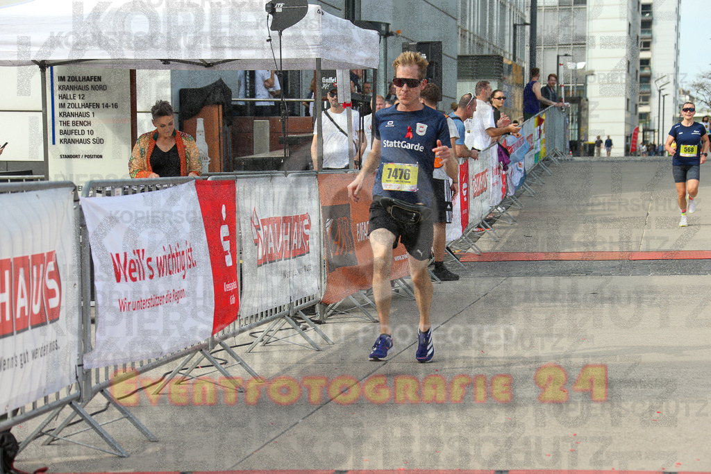 250920_1513_EX1_8574 | Sportfotografie im Rhein-Sieg Kreis, Köln, Bonn, NRW, Rheinland Pfalz, Hessen, etc. Unser Tätigkeitsfeld umfasst den Laufsport vom Volkslauf über den Marathon, Duathlon, Triathon bis zum Ultralauf wie Kölnpfad Ultra oder Schindertrail.