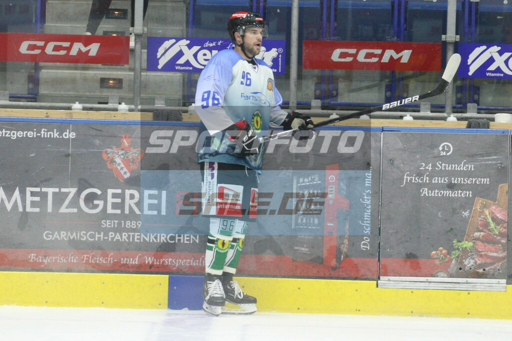 SC Riessersee - Höchstadt Alligators | Anton Seewald - Eishockey Oberliga Süd SC Riessersee - Höchstadt Alligators - © Sportfoto-Sale (MK) - Realisiert mit Pictrs.com