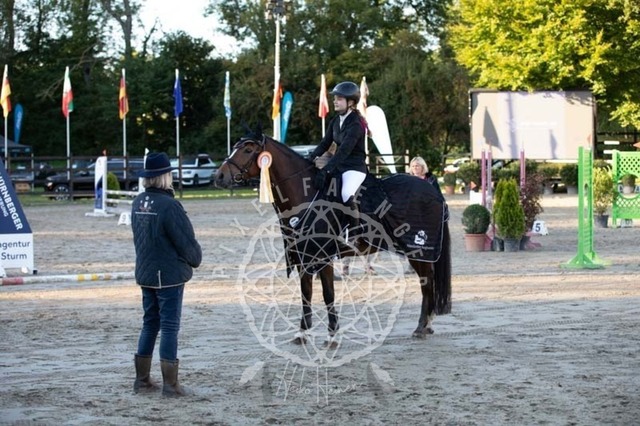 2B4A4016 | pixelfaenger - Realisiert mit Pictrs.com