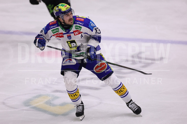 Moser Medical Graz 99ers vs EC iDM Wärmepumpen VSV – Ice Hockey    | Graz, Austria, 27.FEB.26 - ICE HOCKEY - ICE Hockey League, Graz 99ers vs Villacher SV. The image shows Adam Helewka (EC VSV).     