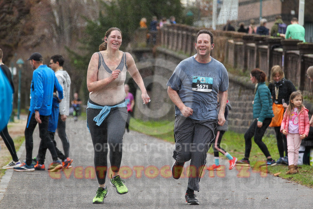 221231_1225_EV4_9575 | Sportfotografie im Rhein-Sieg Kreis, Köln, Bonn, NRW, Rheinland Pfalz, Hessen, etc. Unser Tätigkeitsfeld umfasst den Laufsport vom Volkslauf über den Marathon, Duathlon, Triathon bis zum Ultralauf wie Kölnpfad Ultra oder Schindertrail.