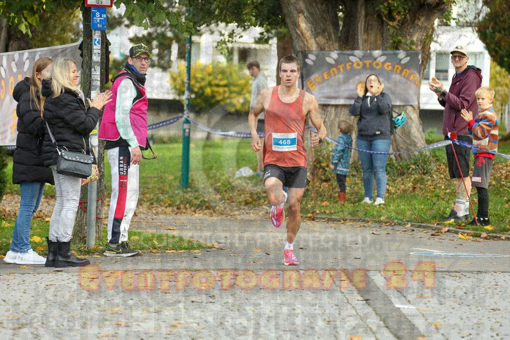 241020_0952_EX1_7206 | Sportfotografie im Rhein-Sieg Kreis, Köln, Bonn, NRW, Rheinland Pfalz, Hessen, etc. Unser Tätigkeitsfeld umfasst den Laufsport vom Volkslauf über den Marathon, Duathlon, Triathon bis zum Ultralauf wie Kölnpfad Ultra oder Schindertrail.