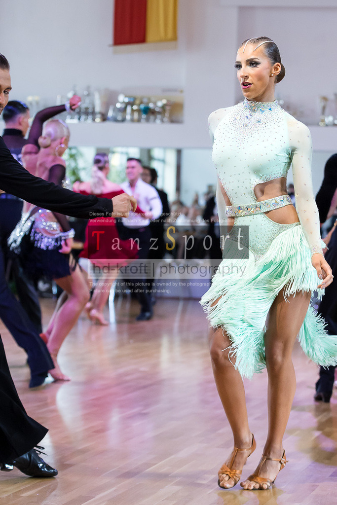 20240616_D-Cup-HGR-Latein_2922 | Tanzsportbilder, Standardtanz, Lateintanz, WDSF, DTV, LTVB, dancecomp, goc, hessen tanzt, blaues band der spree, walzer, tango, wiener walzer, slowfox, quickstepp, samba, rumba, cha-cha-cha, paso doble. jive, hd-kroft photography, turniertanzsport