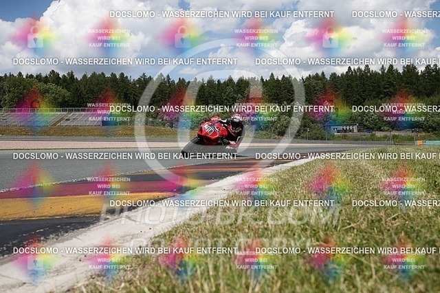 2016-07-01-PBK-3670 | Sportfotografie; SlowMotion; Video; Rennstrecke; Hafeneger; RSE; Speer; Trackday; Motorsportarena; Hockenheimring; Brno; Most; Barcelona; Valencia, Benny; Kaetzmer;