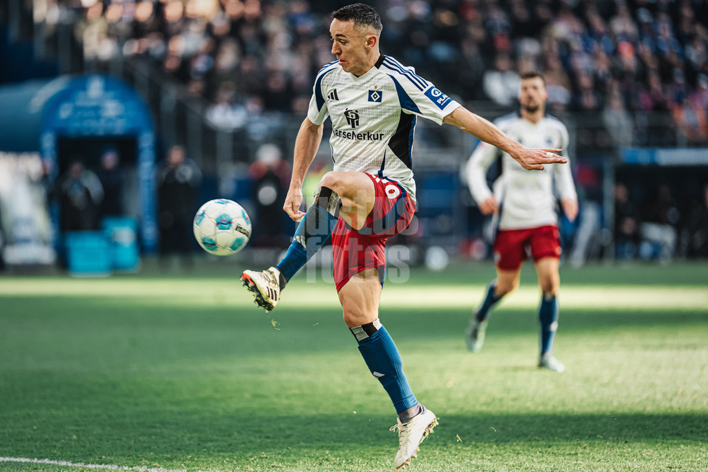 Fußball | Männer | Saison 2024/2025 | 2. Fußball-Bundesliga | 20. Spieltag | Hamburger SV vs. Hannover 96 | 02.02.2025 | Silvan Hefti (#30, HSV)