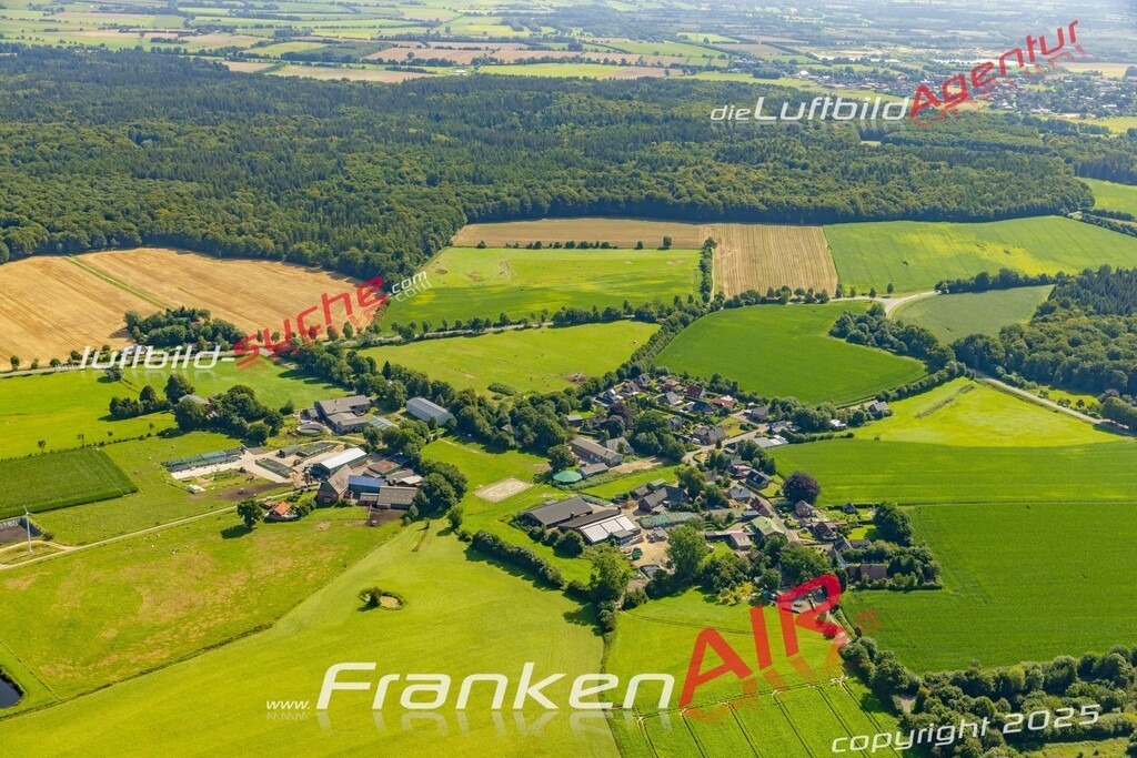 Holtdorf Bargstedt Bild- Das Luftbild wurde 2025 vom UL-Flugzeug heraus erstellt ( keine Drohne bzw. Drohnenaufnahme ) - Hochauflösende Luftaufnahme -Nicht vergleichbar mit Google Maps oder Satelittenbilder- Die Geschenkidee !Mit Lizenz und Bildrechte bestellbar - CC