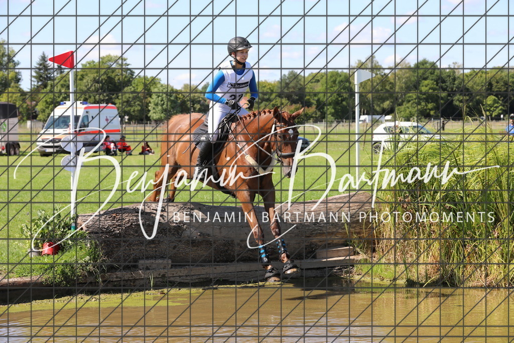 AZ2A9811 | Benjamin Bartmann Photomoments