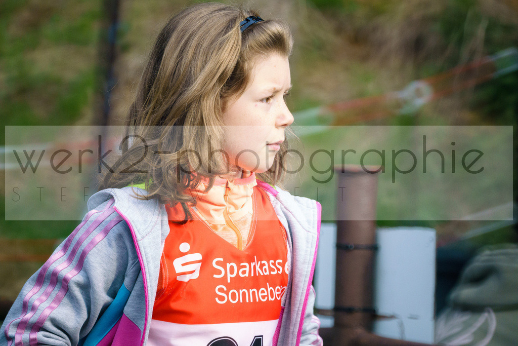 Eröffnungs-Cross Scheibe-Alsbach | werk2-photographie oder werk2 ist ein Fotograf in 98724 Neuhaus am Rennweg (Neuhaus/Rwg.) Thüringen für Eventfotografie, Hochzeiten, Sportereignisse oder Sportevents und ist auch mal für den FineArt-Print unterwegs auf der Suche nach dem besten Licht.