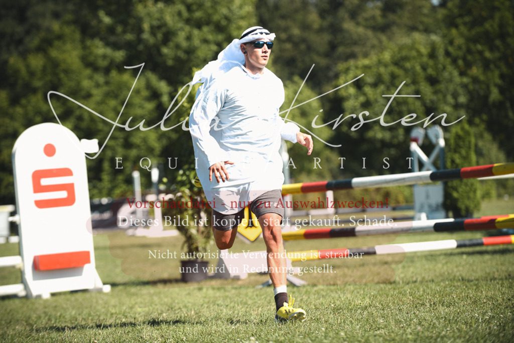 DSC_7599 | Pferde- und Turnierfotografie in Westsachsen. Pferdeportraits, Auftragszeichnungen und intuitive Kunst.
