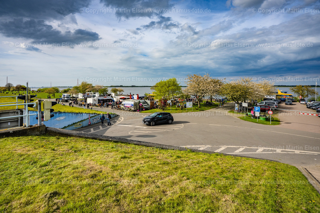 Lühe Anleger_ELS_5119010523 | Fotos aus den Touristenorten aus Norddeutschland. - Realisiert mit Pictrs.com