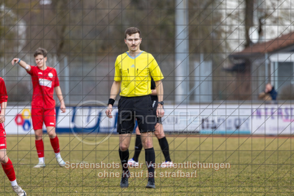 20250223_132039_0132 | #,1.FC Donzdorf (rot) vs. TSV Tettnang (schwarz), Fussball, Frauen-WFV-Pokal Achtelfinale, Saison 2024/2025, Rasenplatz Lautertal Stadion, Süßener Straße 16, 73072 Donzdorf, 23.02.2025 - 13:00 Uhr,Foto: PhotoPeet-Sportfotografie/Peter Harich